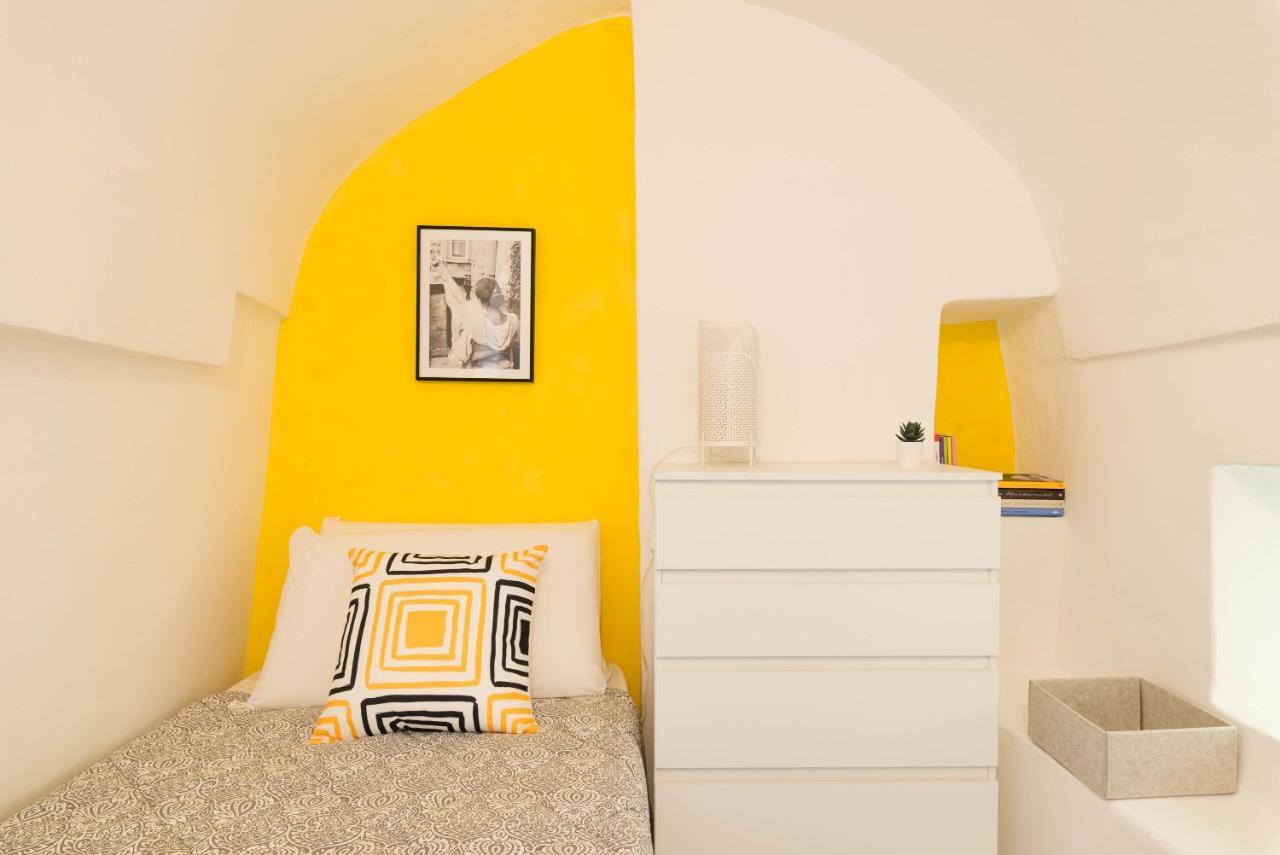Bianco Sale Holiday Home - Seaview Terraces 오스투니 외부 사진